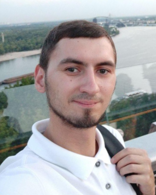 Денис Грига