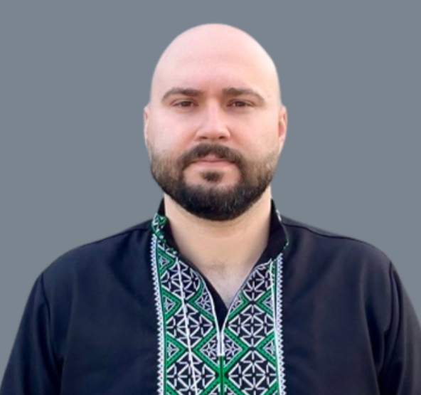 Константин Онищенко